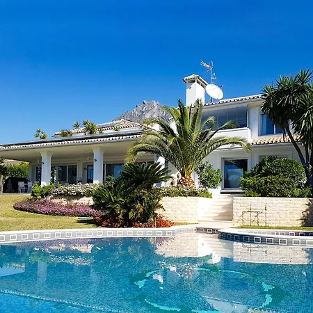 Ultra Luxury - Spa, Gym, Cine And Heated Pool *