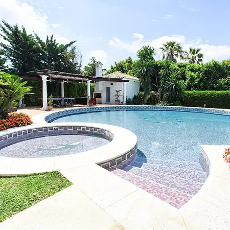 Ultra Luxury - Spa, Gym, Cine And Heated Pool *