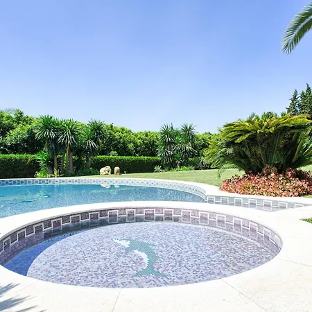 Ultra Luxury - Spa, Gym, Cine And Heated Pool *