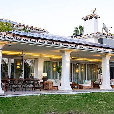 Villa Ultra Luxury - Spa, Gym, Cine And Heated Pool Marbella